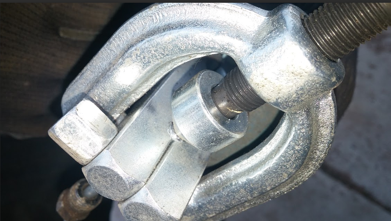 Illustration for article titled Here's How You Can Replace Your Rusty Brake Lines
